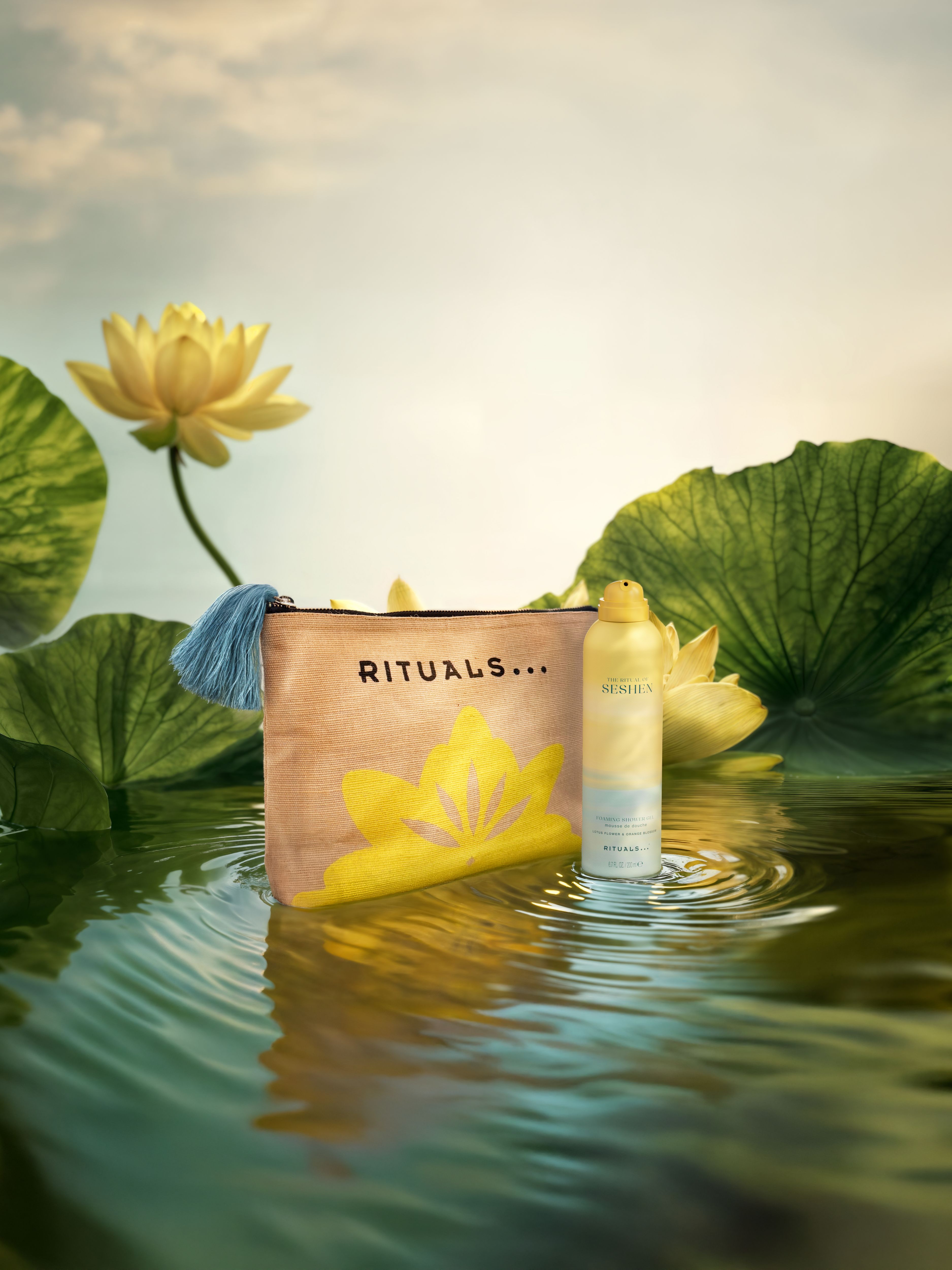 1121766-rituals-se26023b-seshen-2026-pouch-extended