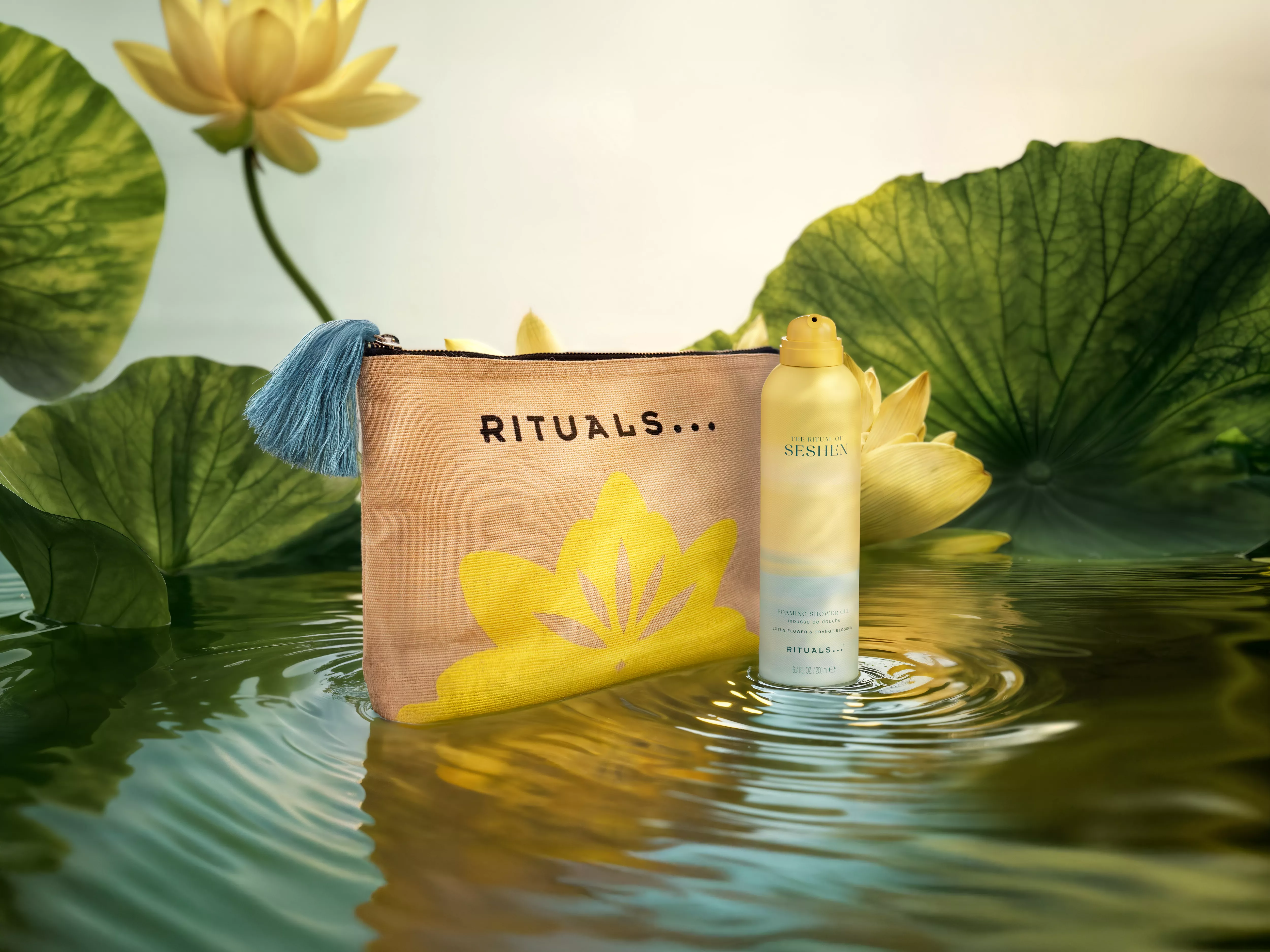 1121766-rituals-se26023b-seshen-2026-pouch-extended