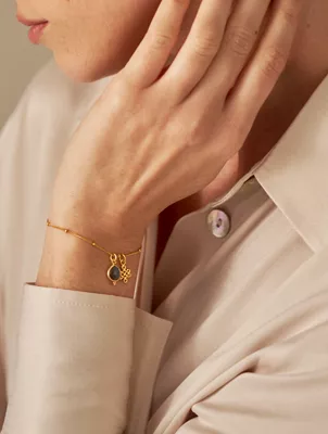 Vergoldetes Armband mit Schmuckstein