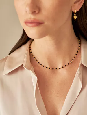 Vergoldete Kette mit Schmuckstein