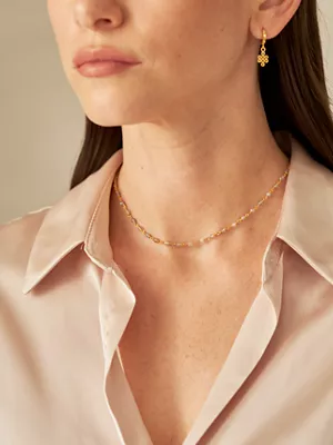 Vergoldete Kette mit Schmuckstein