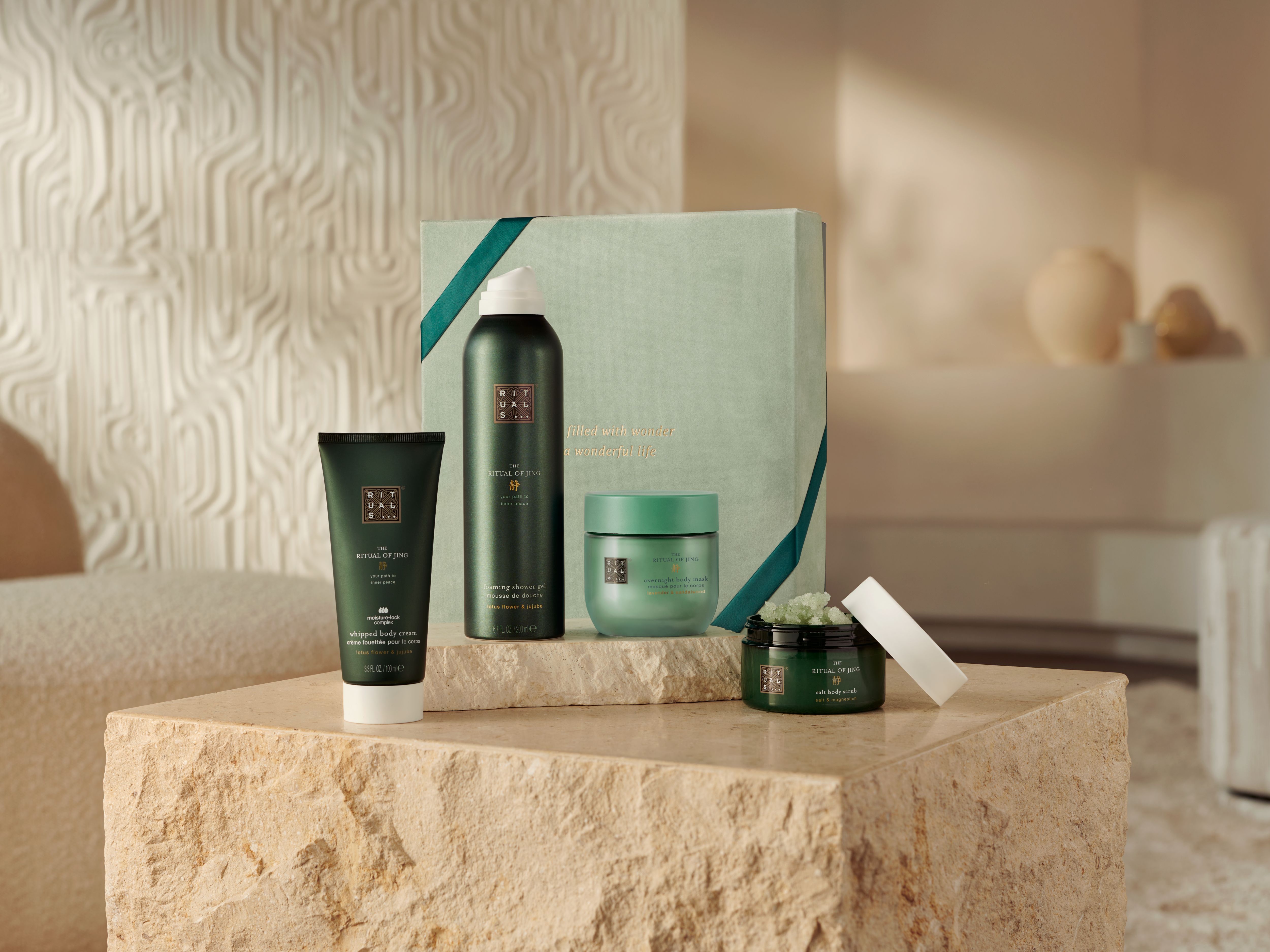 The Ritual of Jing, Gift Set M