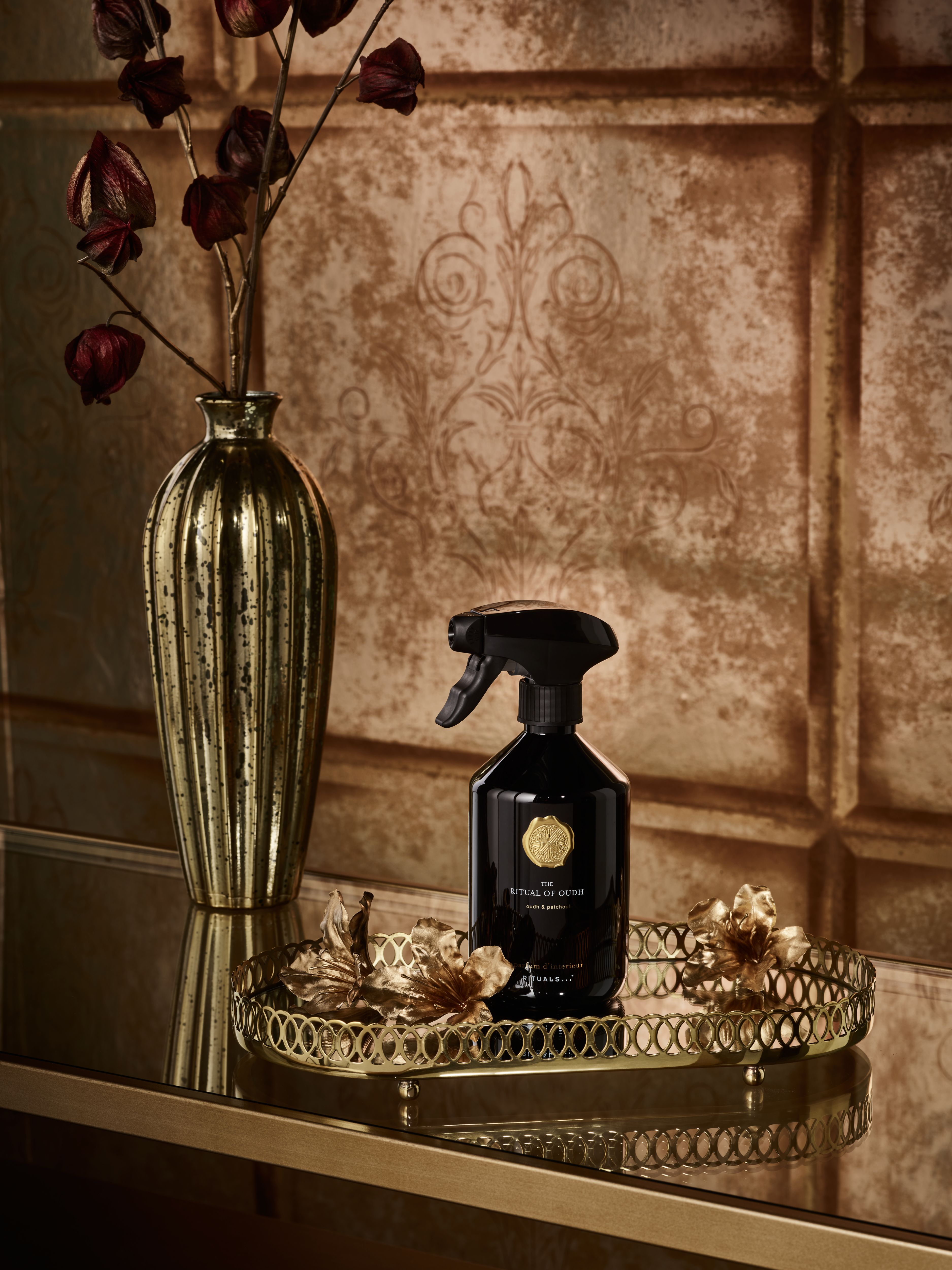 The Ritual of Oudh Parfum d'Interieur Lifestyle with Product