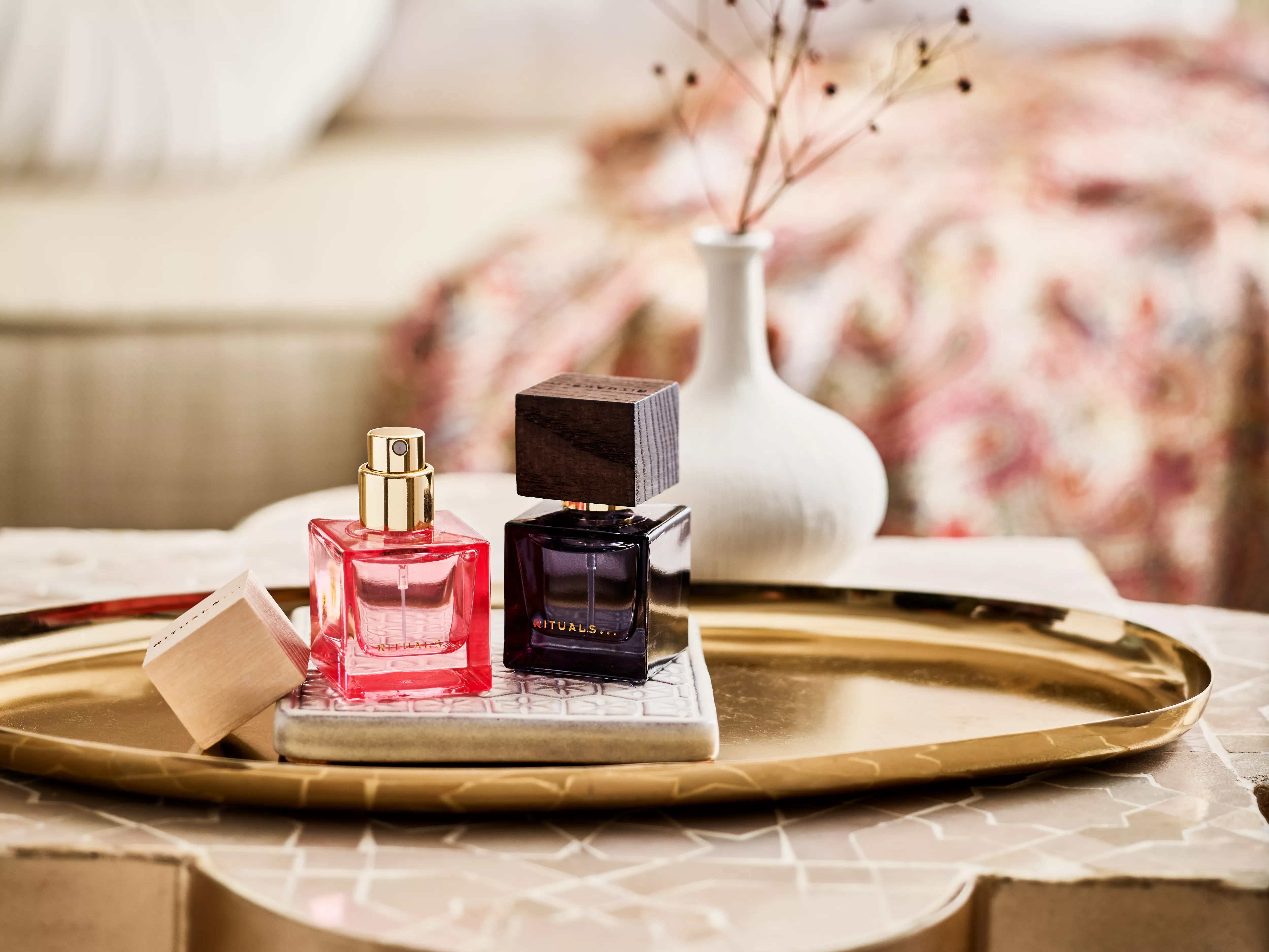 2021_September_OrientalEssences_Lifestyle_2TravelSizeGWPs_LF_9171