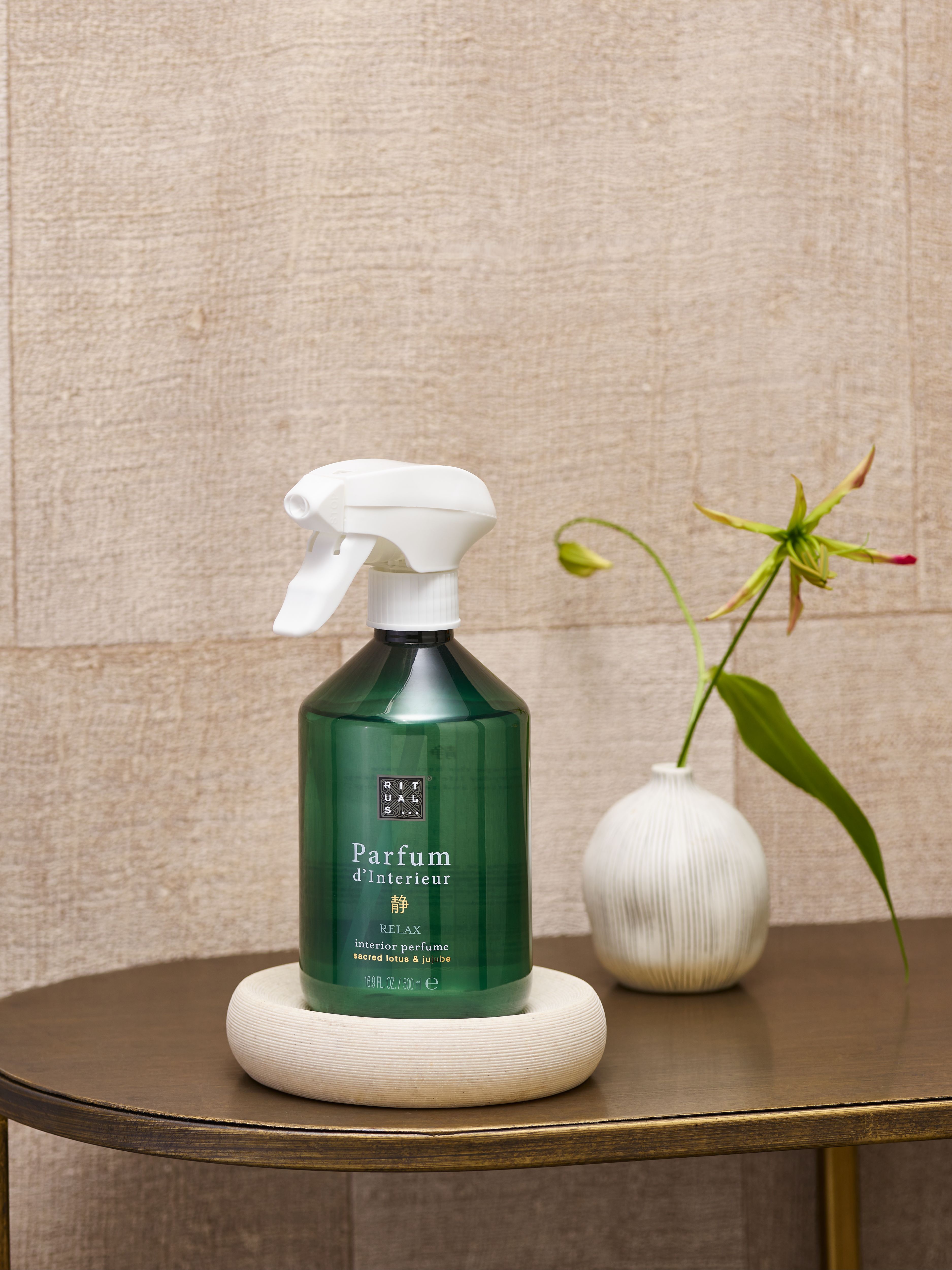 The Ritual of Jing Parfum d'Interieur Lifestyle with Product