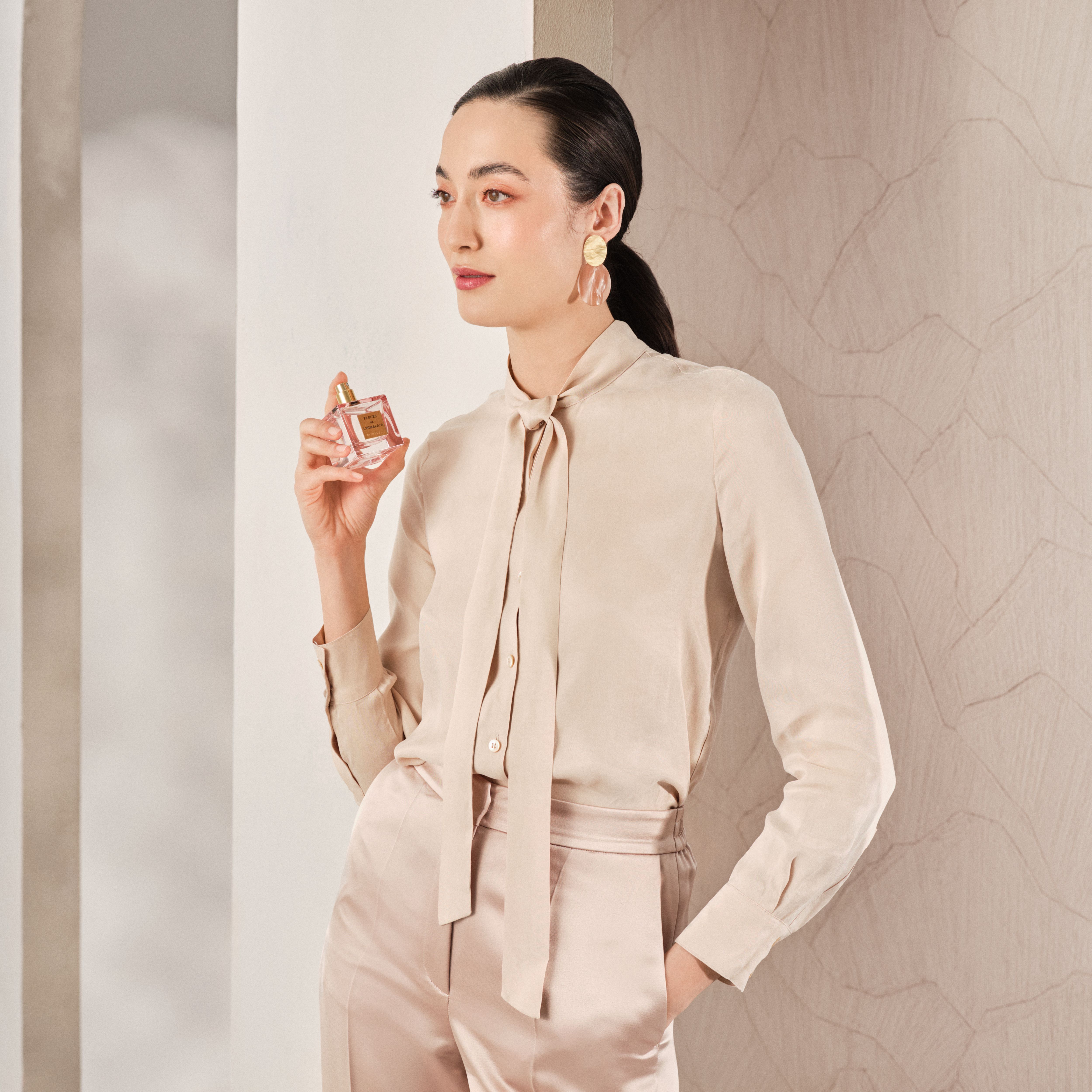 Fleurs de l’Himalaya 50ml Lifestyle How to Use