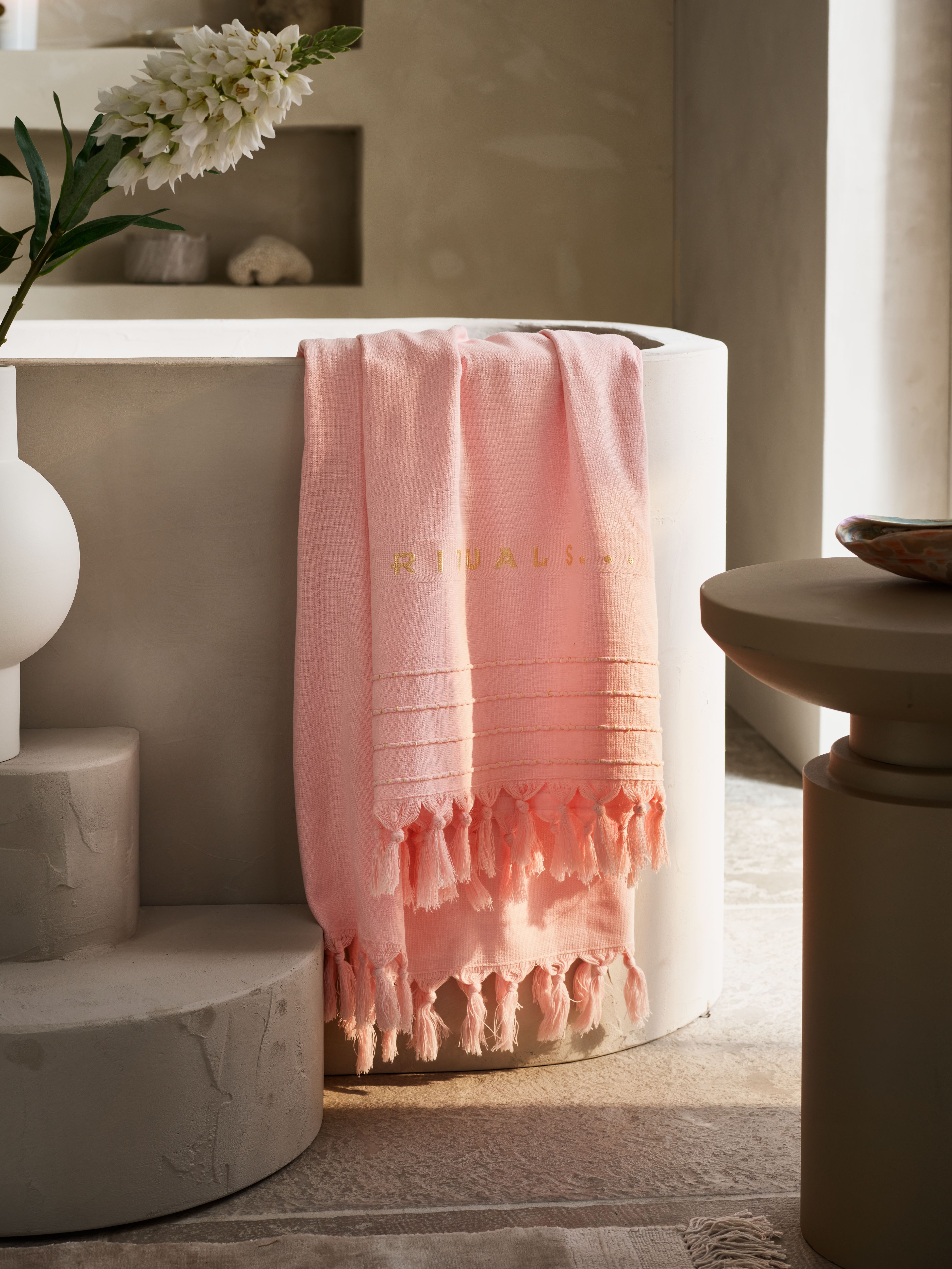 Hammam Towel Sakura Pink Lifestyle with Product
