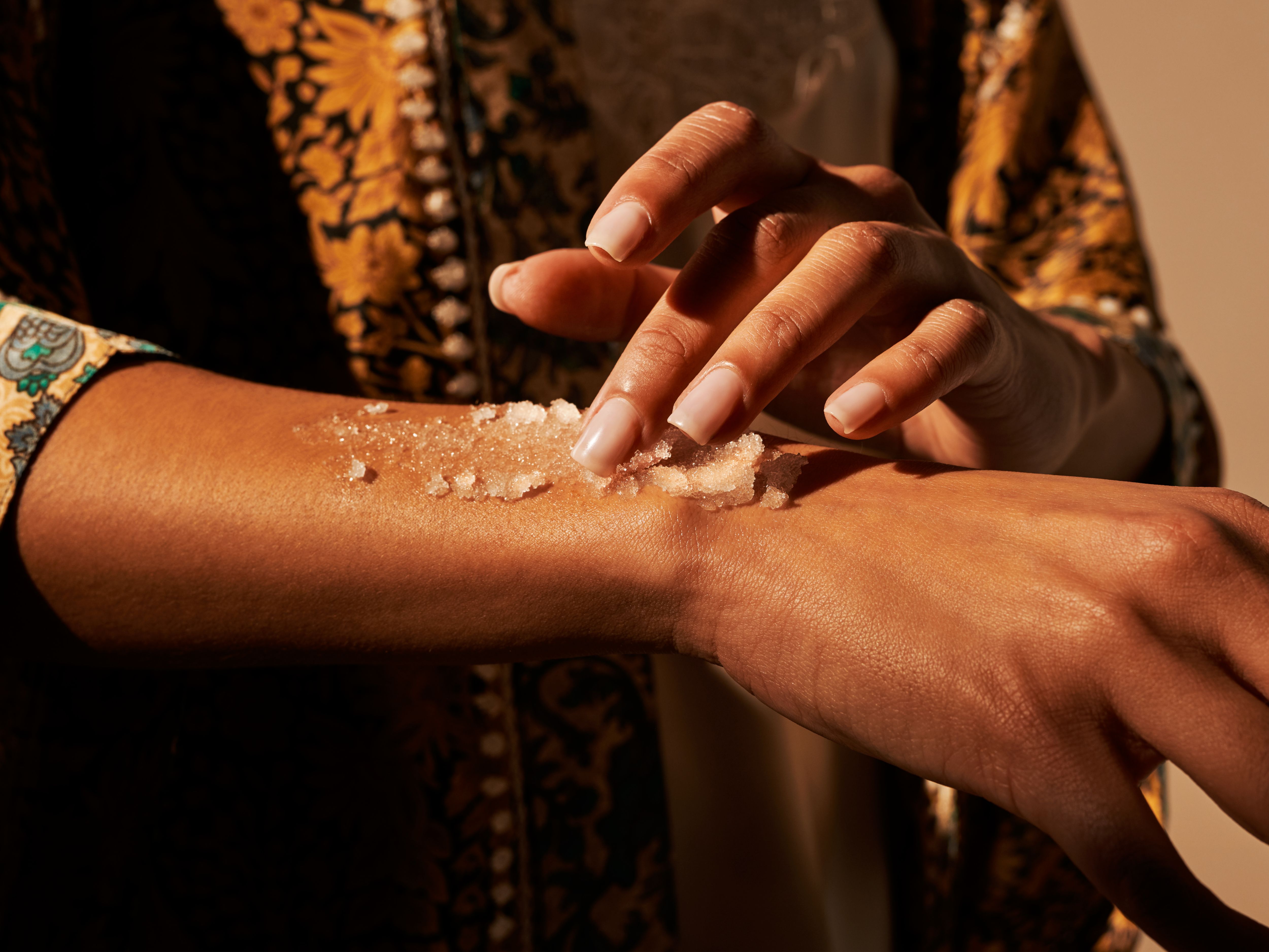 Best exfoliating scrubs for smooth skin: how to choose and use yours