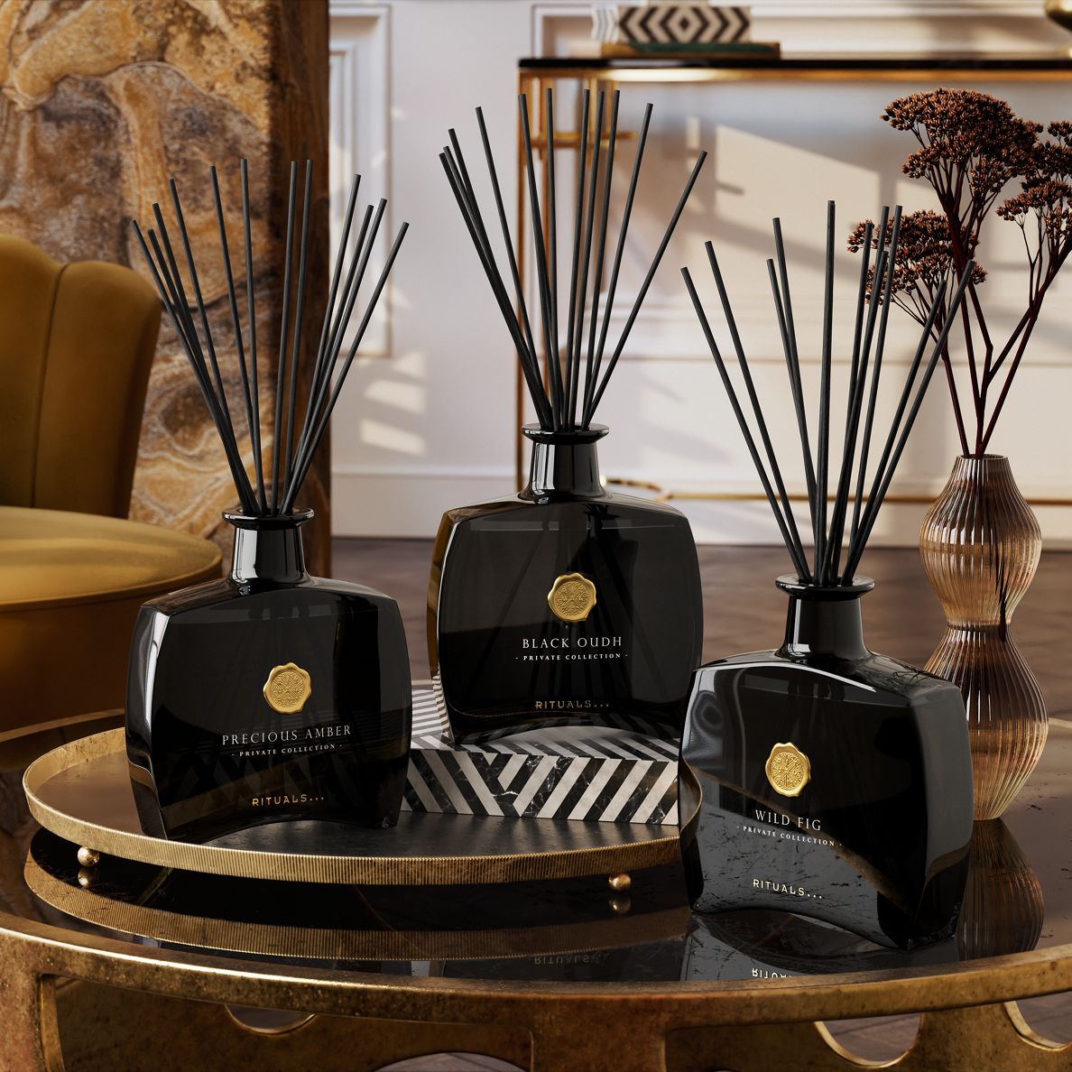 https://rituals.scene7.com/is/image/rituals/range-metallization-rich-fragrance-sticks-450ml:Square?resMode=sharp2&wid=1188&hei=1188
