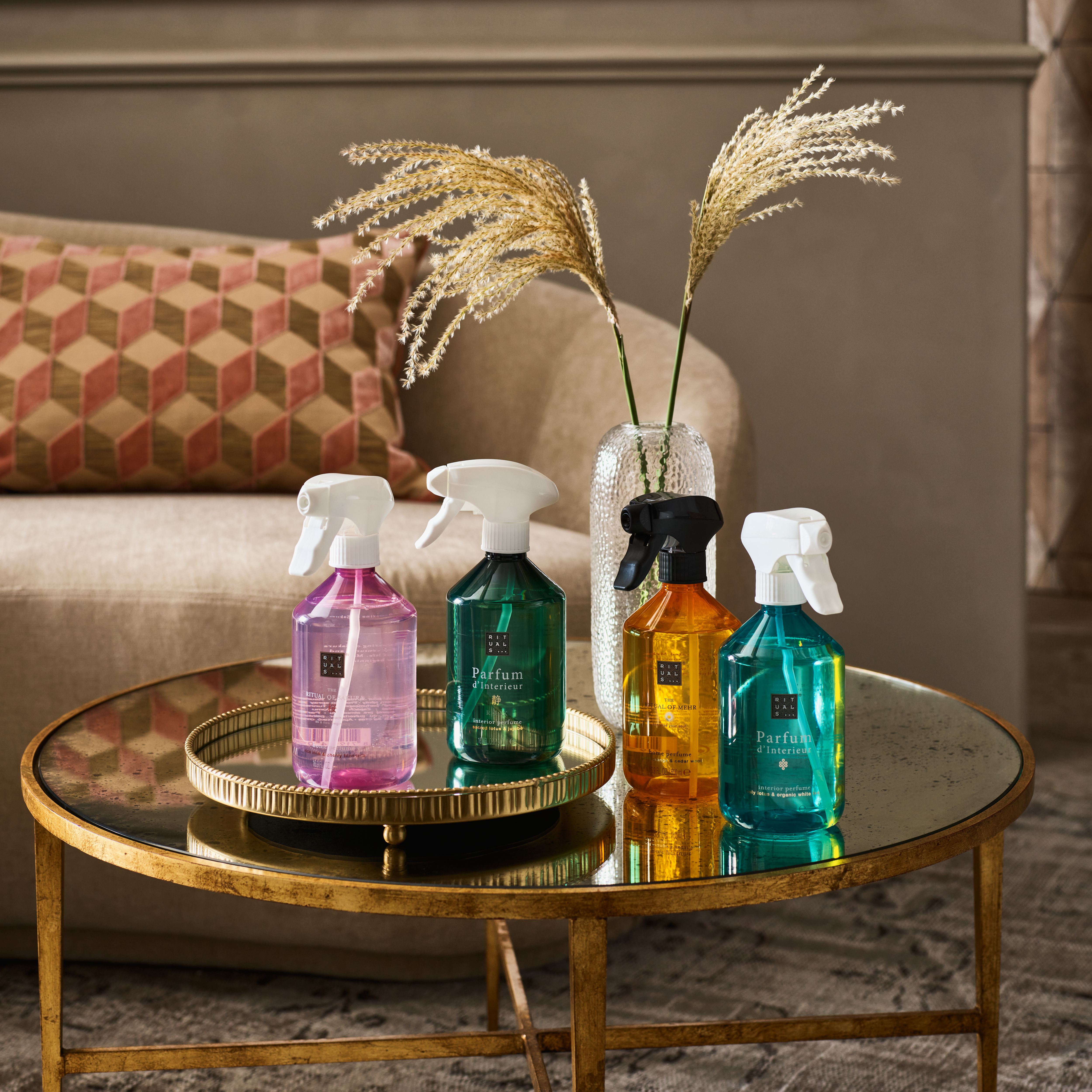 The Ritual of Sakura Parfum d'Interieur Lifestyle How to Use