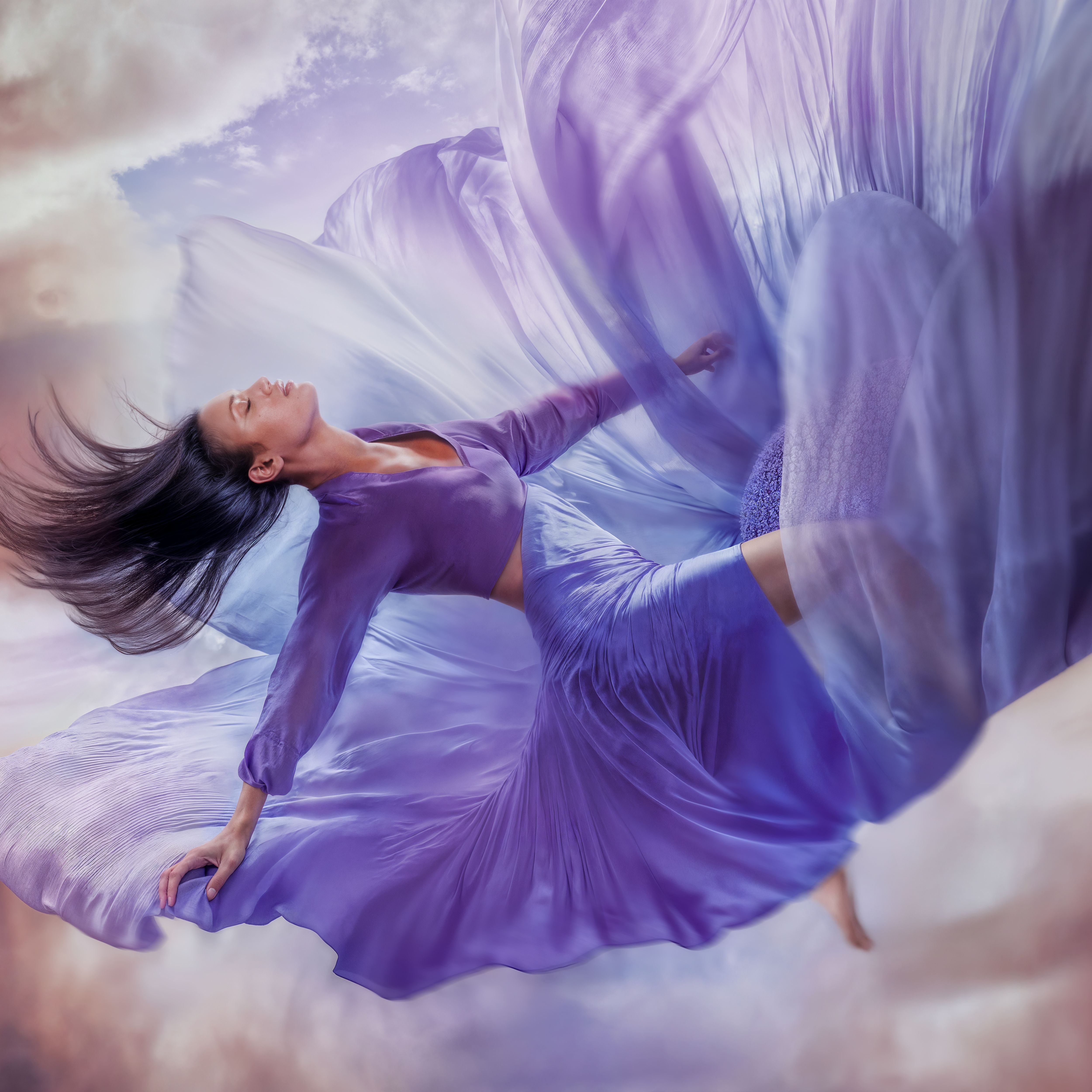 Experience our dream-enhancing soundscape