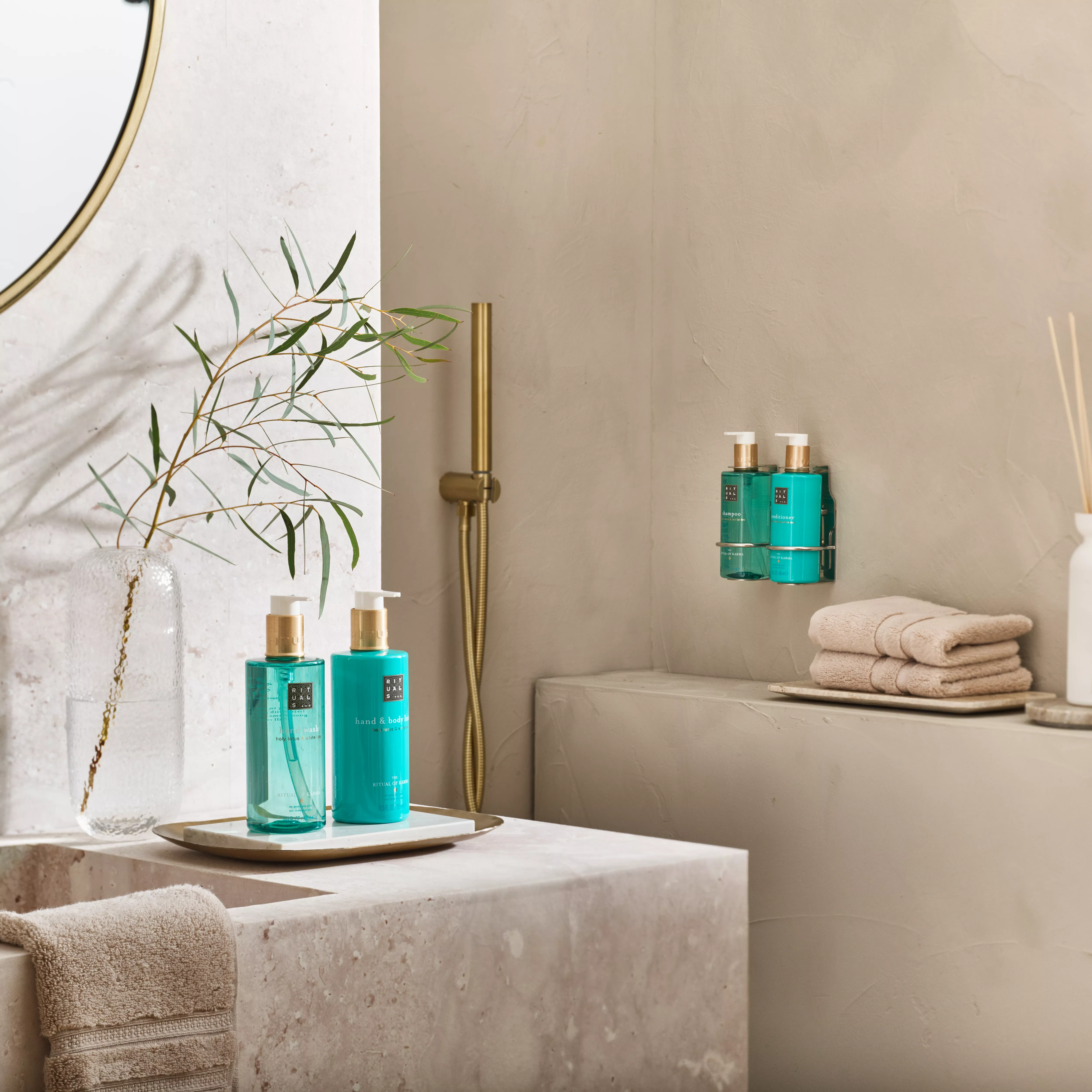 rituals-karma-2022-hotel-dispensers-shower-101